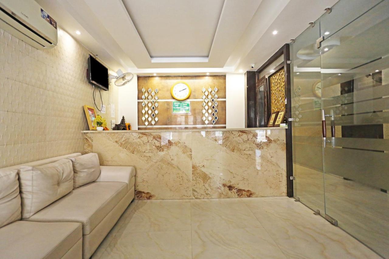 Hotel Iconic Near Delhi Igi International Airport Нью-Дели Экстерьер фото