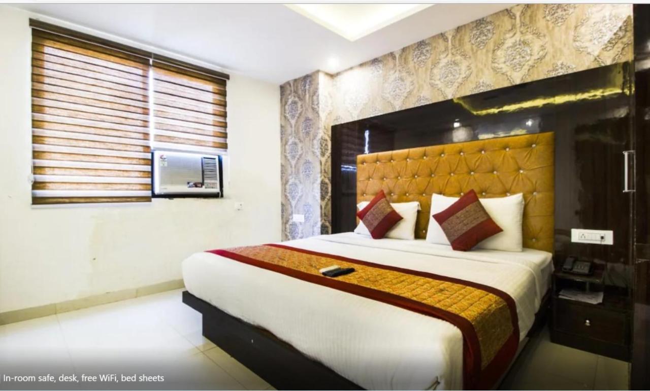 Hotel Iconic Near Delhi Igi International Airport Нью-Дели Экстерьер фото