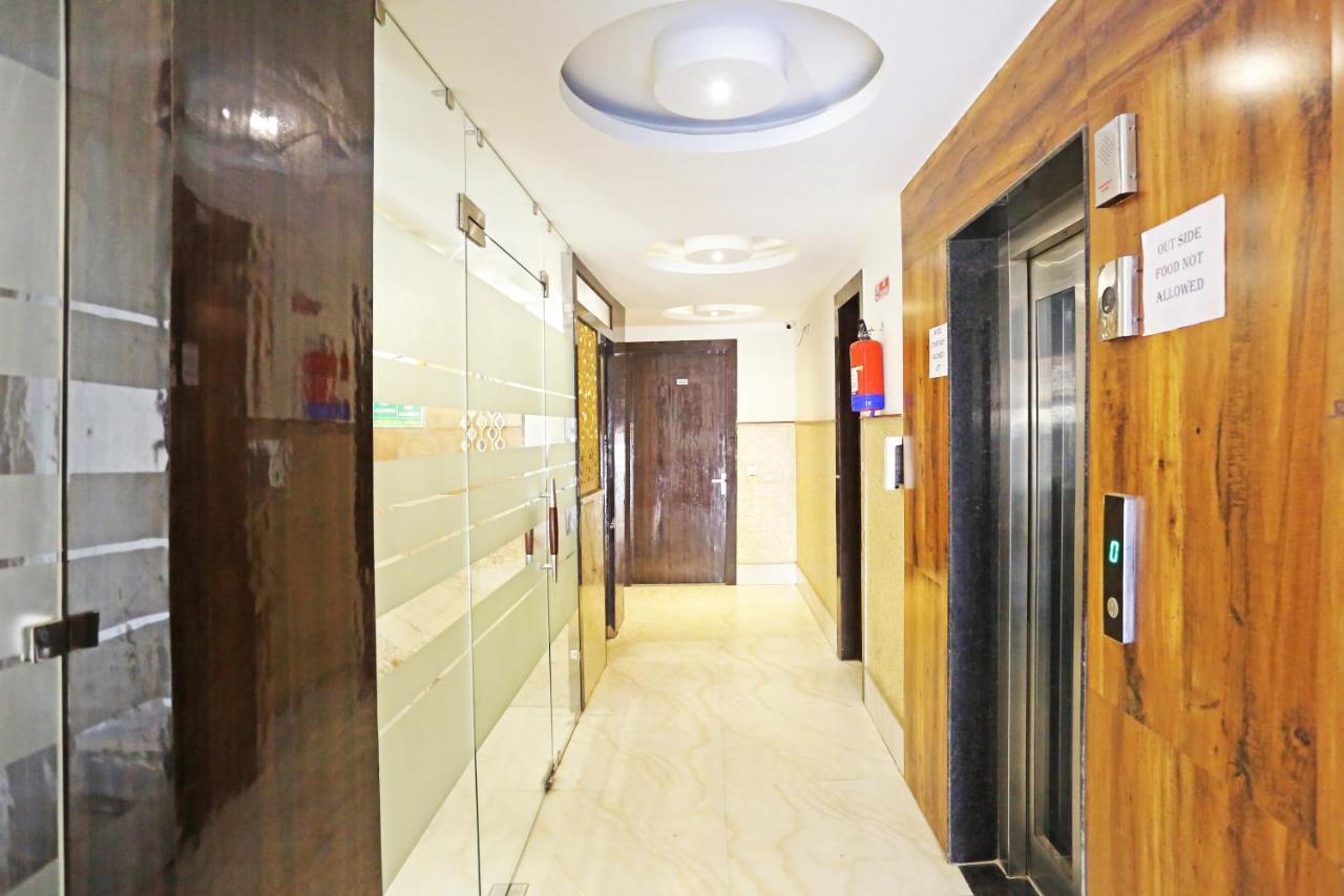 Hotel Iconic Near Delhi Igi International Airport Нью-Дели Экстерьер фото