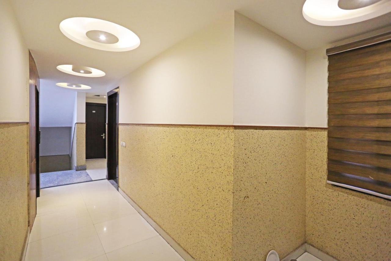 Hotel Iconic Near Delhi Igi International Airport Нью-Дели Экстерьер фото